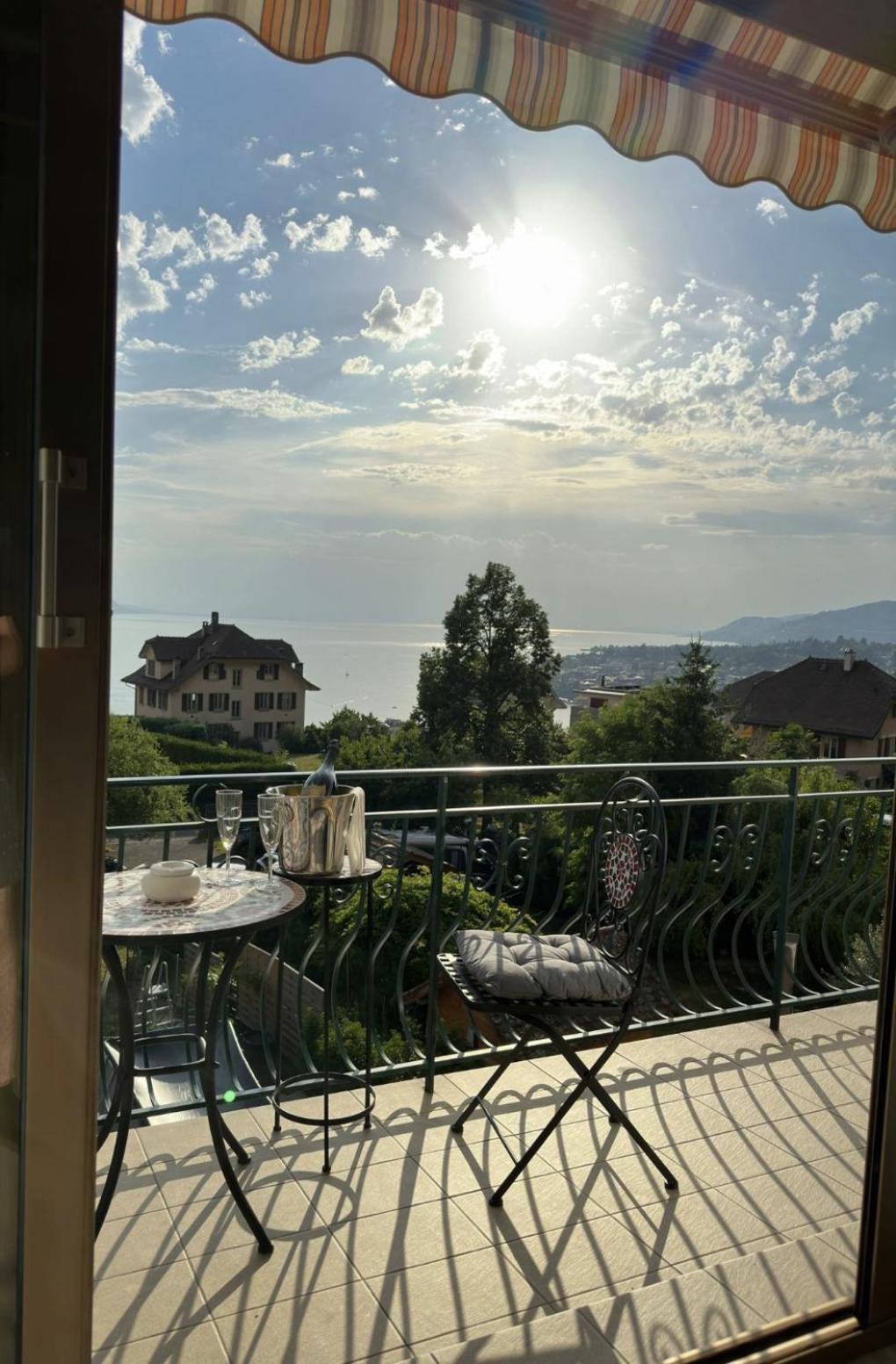 Villa Μοντρέ Εξωτερικό φωτογραφία